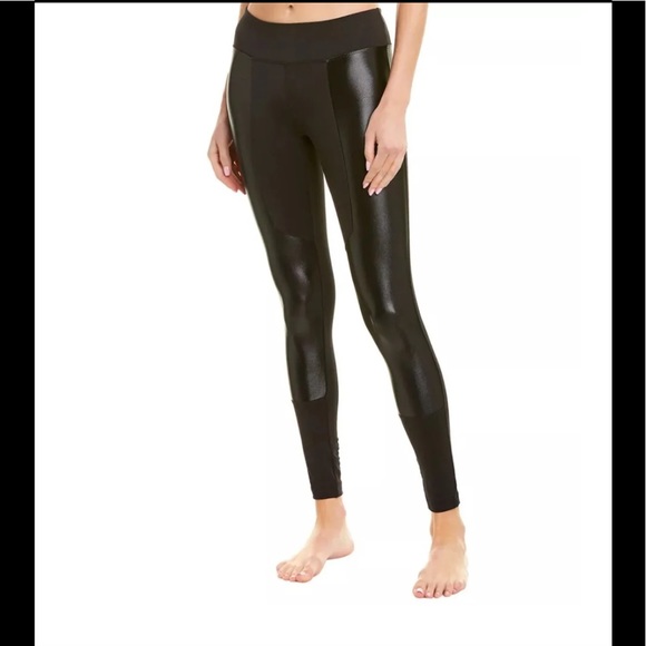 lululemon athletica Pants - ⚡️SALE⚡️NWT KORAL Approximate liquid leggings